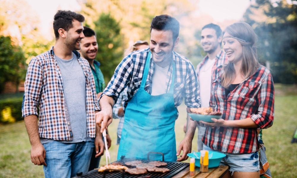 Grilling and having fun (1)