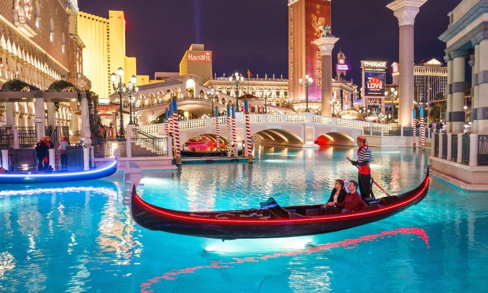 White Glove Partners with Extended Stay America